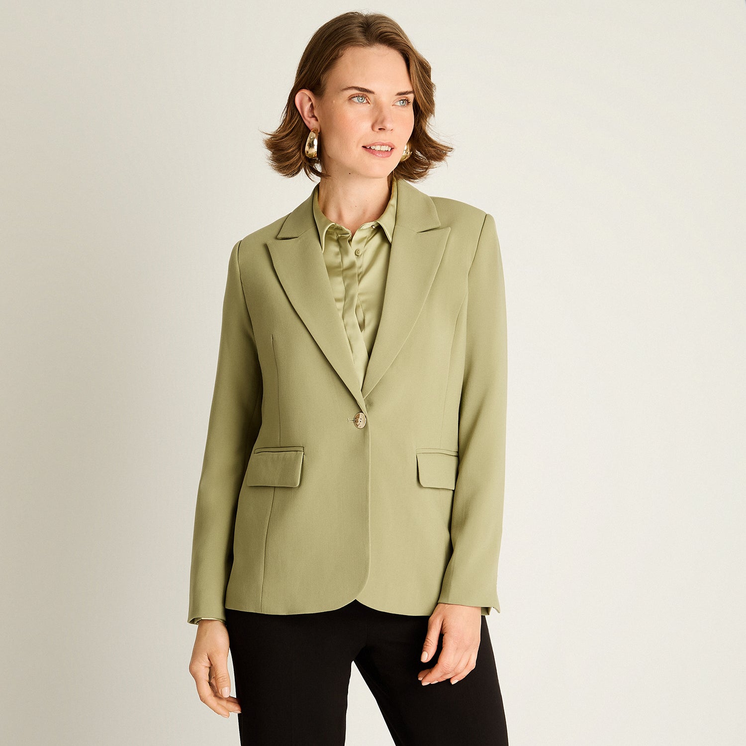Blazer Verde con Solapa Clásica
